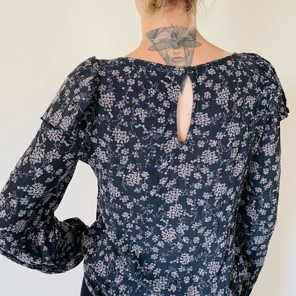 Hinge floral print bohemian Ruffle front long sleeve blouse top black - Picture 4 of 8